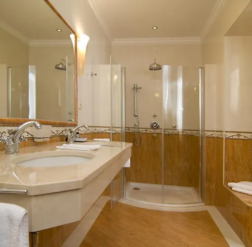 Hotel Zvon Design 5*